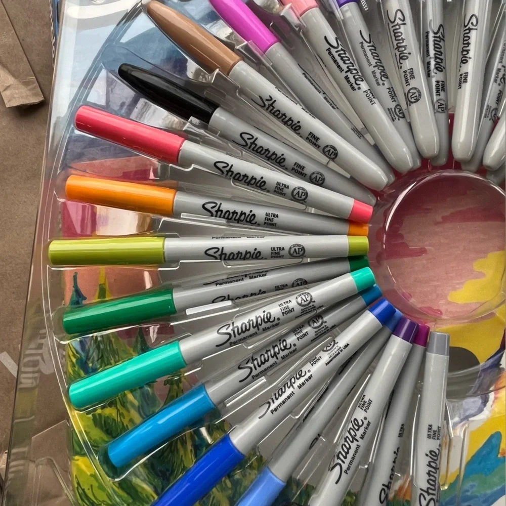 Sharpie Bundle NIB 27 count